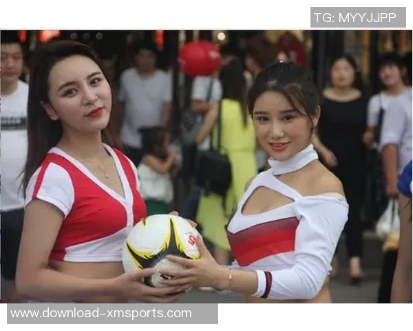 足球宝贝体彩绘全B展现青春活力与艺术魅力的完美结合